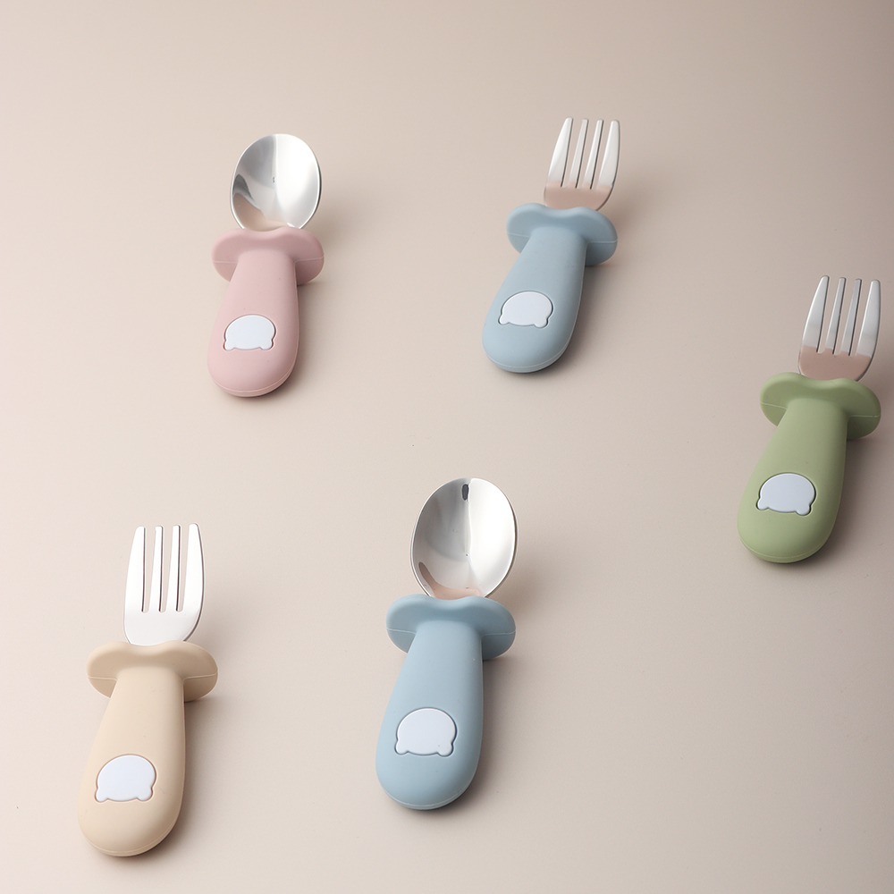 Baby Panda Shape Silicone Spoo - Baby Food Feeder review and price
